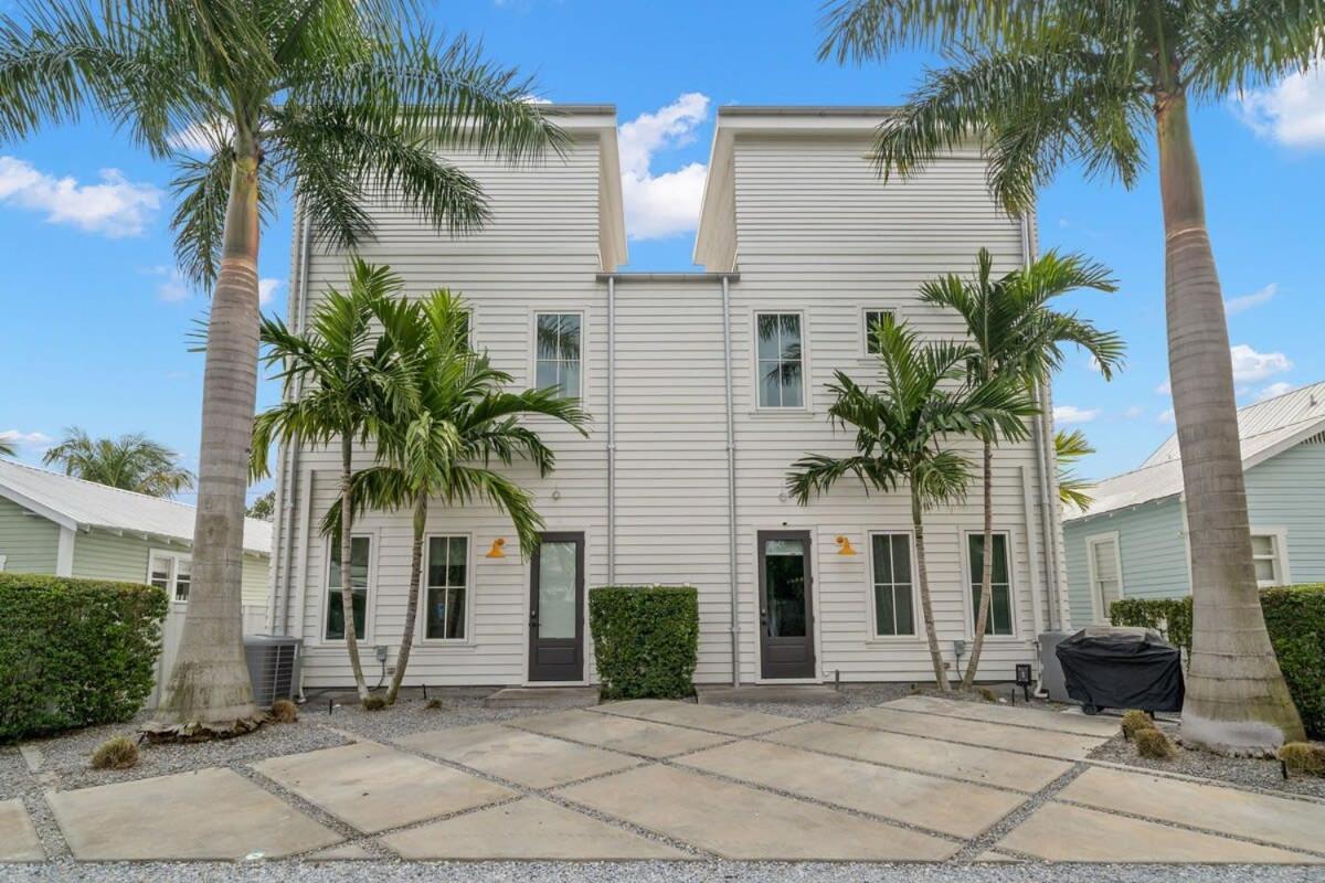New! Cristo - Upscale Ybor Townhome Holiday home Tampa