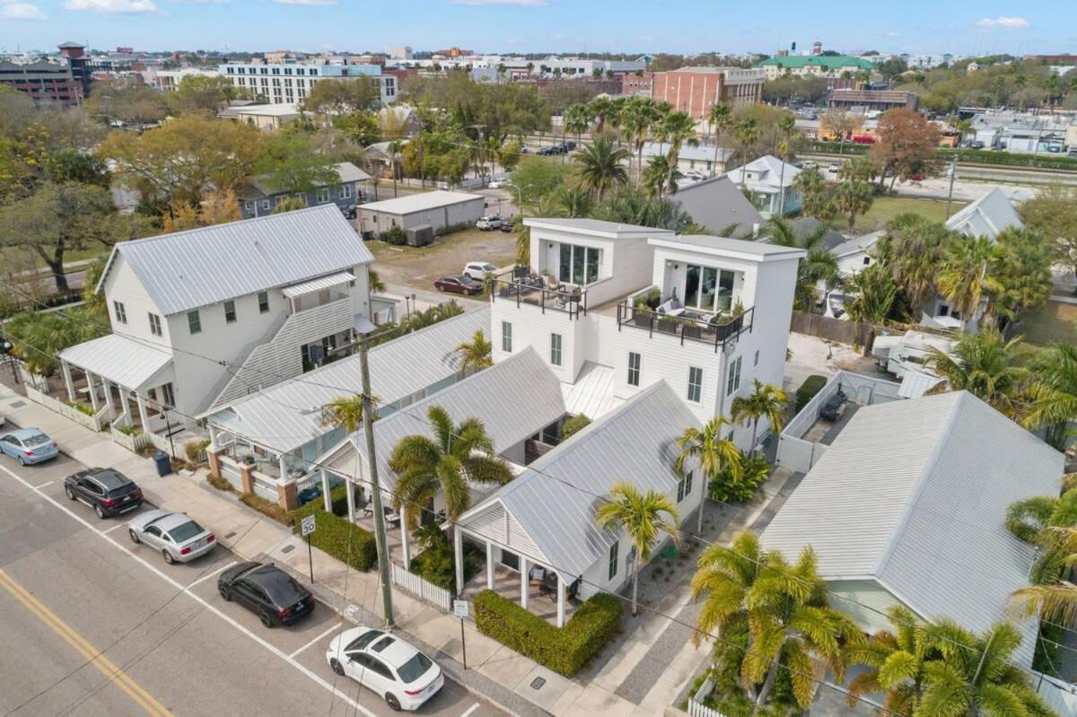 New! Cristo - Upscale Ybor Townhome Holiday home Tampa