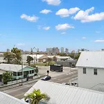 New! Casa Monte Cristo - Upscale Ybor Townhome